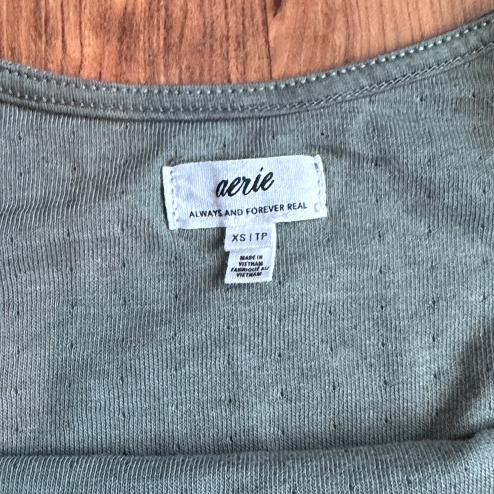 Aerie Endless Summer Cropped Sweatshirt in Olive Green Size XS - Picture 4 of 5
